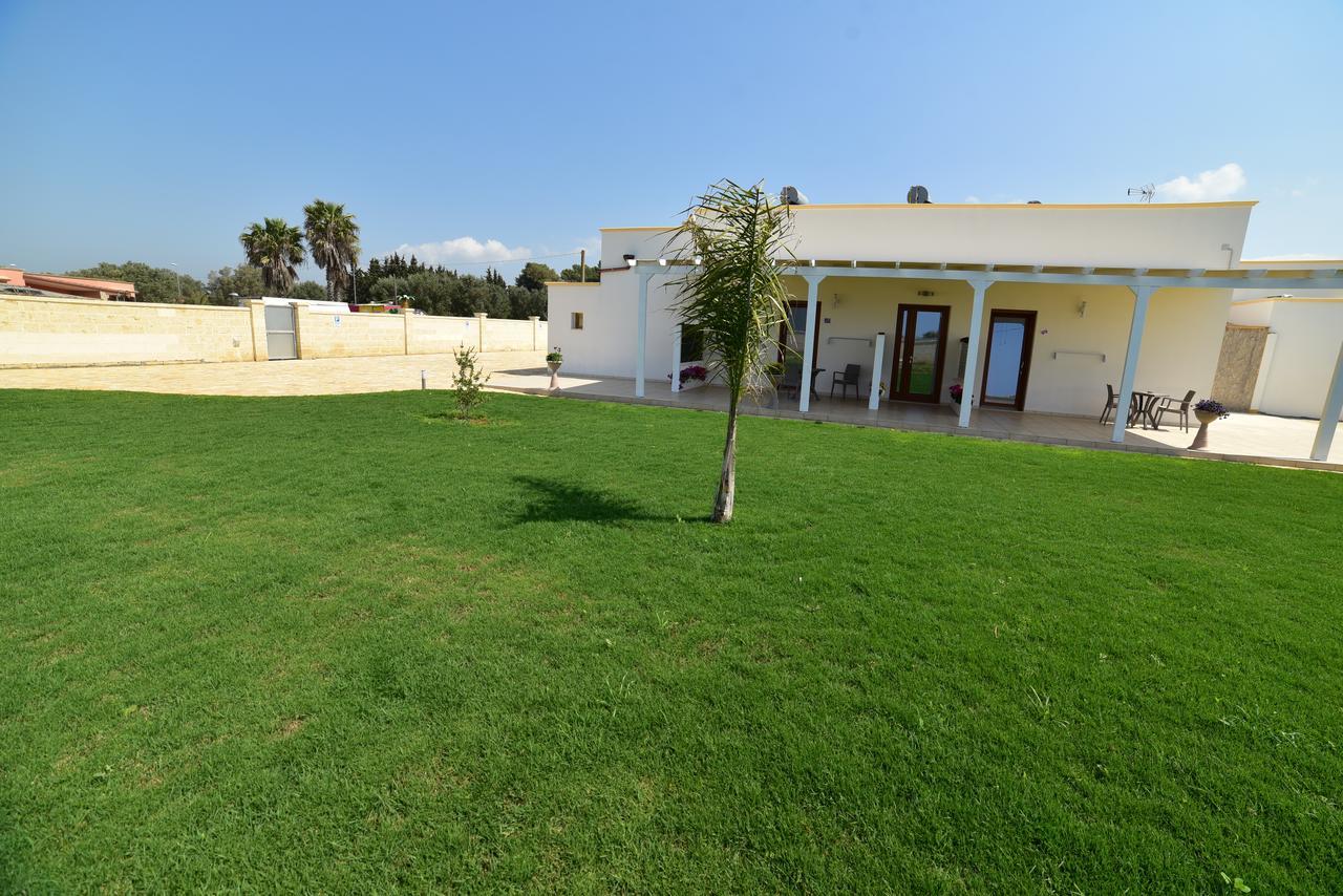 La Palazzina Bed & Breakfast Porto Cesareo Exterior foto
